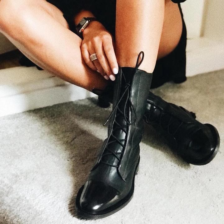 Beatrix - Stylish Vintage Style Boot